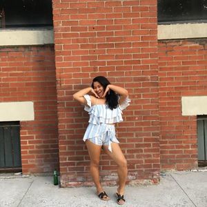 Meet your Posher, Malissa